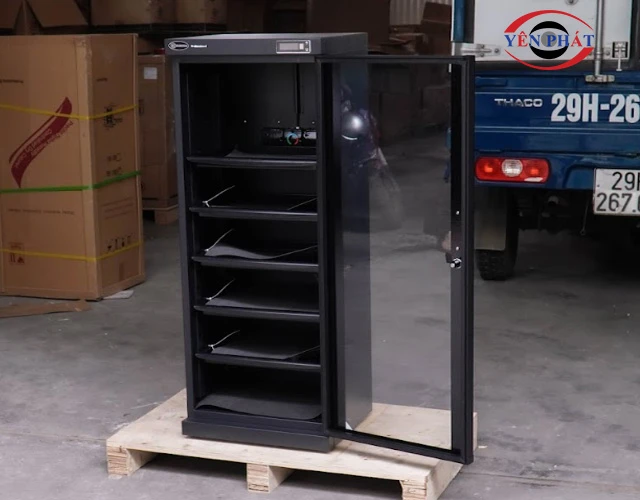 Tủ chống ẩm cho người suu tập máy ảnh cổ